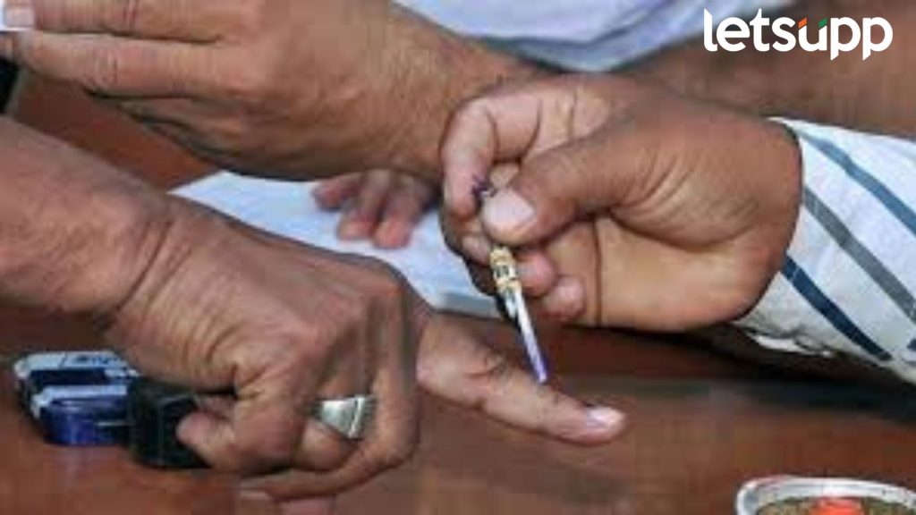 Graduates And Teachers Constituencies Election :मोठी बातमी! पदवीधर आणि शिक्षक मतदारसंघाच्या निवडणुका जाहीर; 'या' दिवशी होणार मतदान