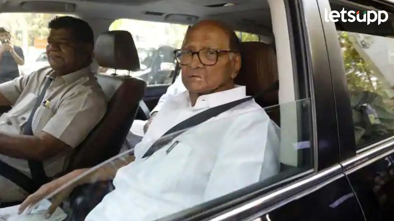 शरद पवारांच्या ताफ्यातील वाहनांचा भीषण अपघात, 2 गाड्या एकमेकांवर धडकल्या Sharad Pawar Car Acciden