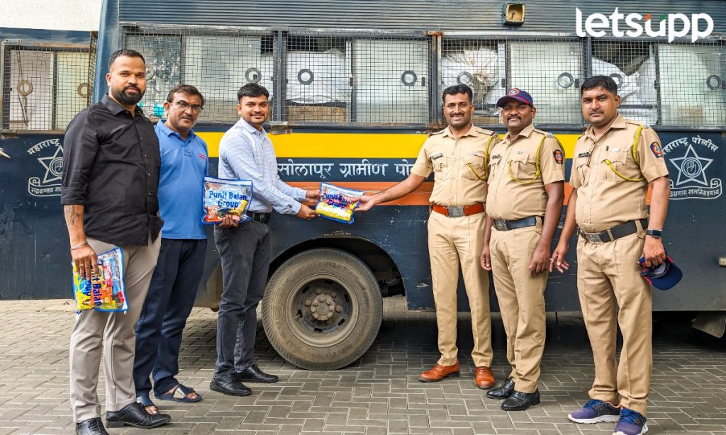 वारीसाठी सरसावला 'पुनीत बालन ग्रुप'; 8 हजार पोलिसांना आवश्यक वस्तूंचे किट देणार