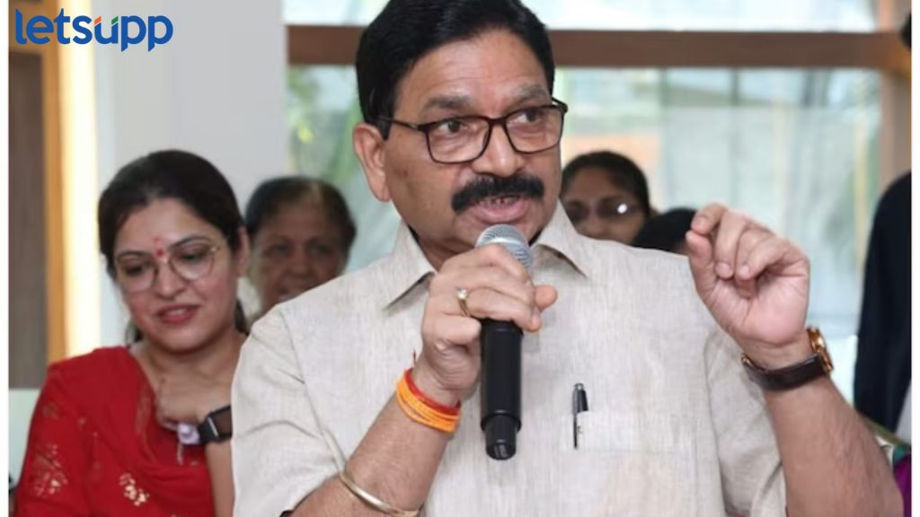 Ravindra Waikar : ... तर मी 1 मतांनी मागे कसं काय, रवींद्र वायकरांचा विरोधकांना प्रतिसवाल