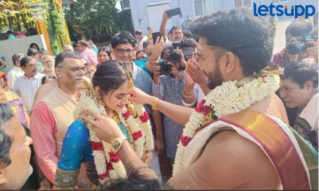 KKR ला चॅम्पियन बनवणाऱ्या व्यंकटेश अय्यर विवाह बंधनात; पाहा पत्नी श्रुती रघुनाथनसोबतचे खआस फोटो