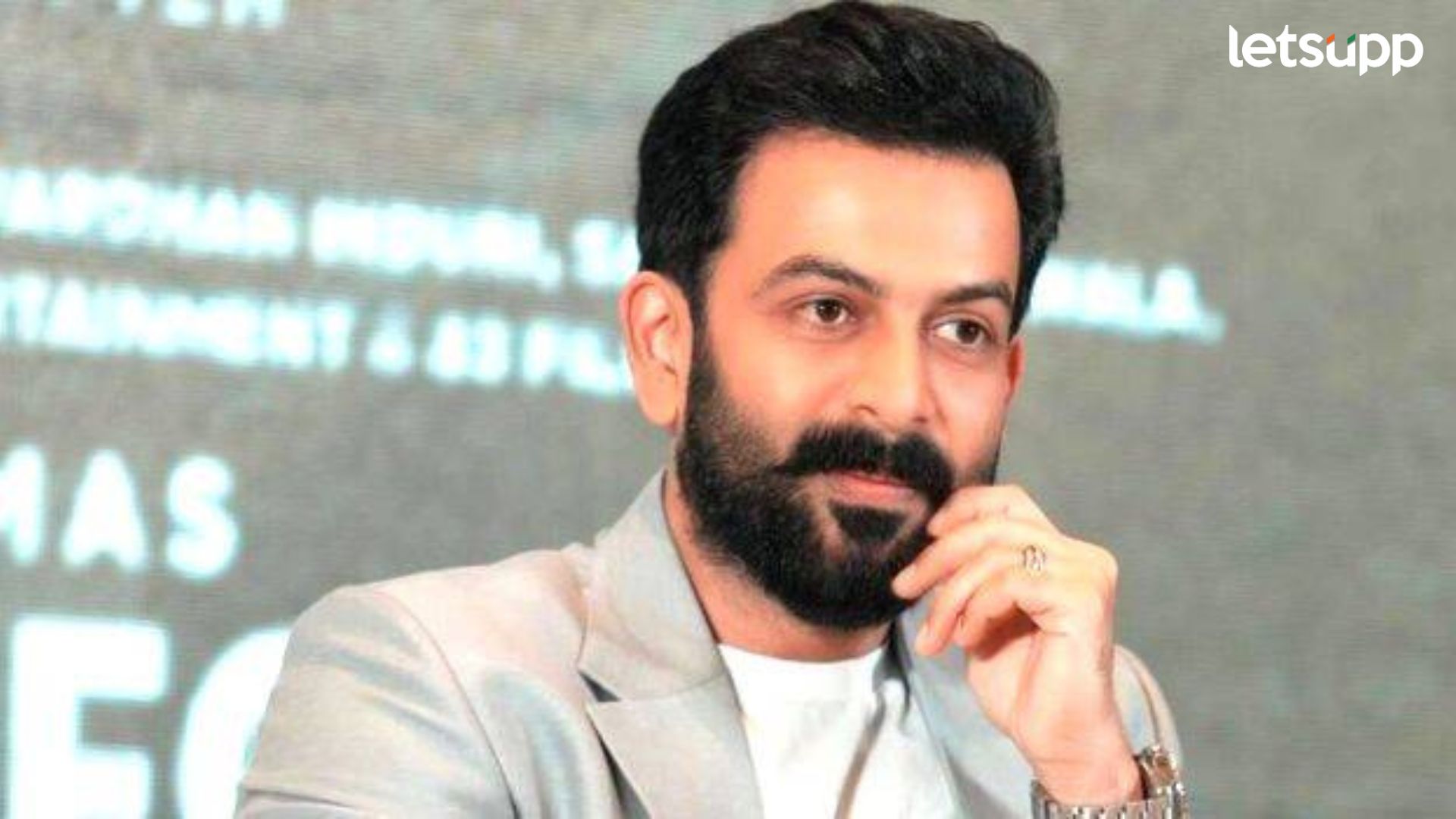 Prithviraj Sukumaran: ‘पृथ्वीराज’चा बॉक्स ऑफिसवर धुमाकूळ! 6 महिन्यांत जमवला ‘इतक्या’ कोटींचा गल्ला; एकूण कमाई… Prithviraj Sukumaran: ‘पृथ्वीराज’चा बॉक्स ऑफिसवर धुमाकूळ! 6 महिन्यांत जमवला ‘इतक्या’ कोटींचा गल्ला; एकूण कमाई…