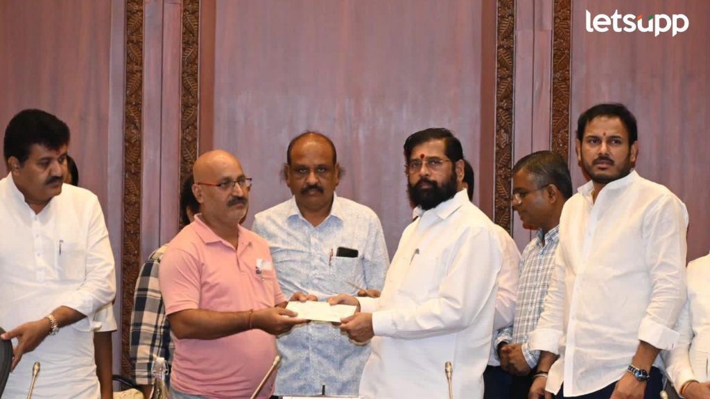 पुणे पोर्शे हिट अँड रन प्रकरण : मृत मुलांच्या पालकांना 10 लाखांची मदत देताना शिंदेंनी दिलं मोठं आश्वासन