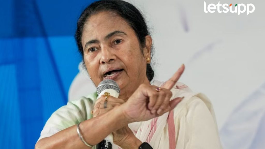 "पाच मिनीट बोलू दिलं, माईक बंद केला", ममता बॅनर्जींचा संताप; नीती आयोगाच्या बैठकीतून वॉकआऊट