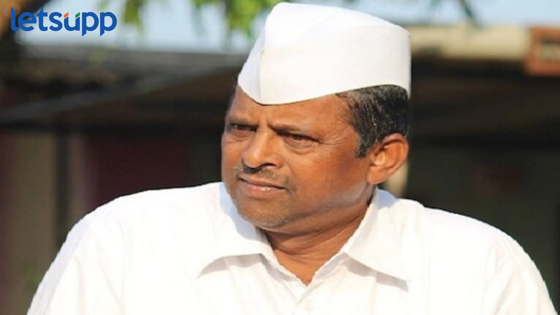 ‘मी त्याचा बाप आहे…’, मुलाच्या वेगळ्या हालचाली दिसताच झिरवळांनी ठणकावलं Narhari Zirwal : 'तो माझा बाप नाही', भूमिका स्पष्ट करत नरहरी झिरवाळांनी सर्वकाही सांगितलं
