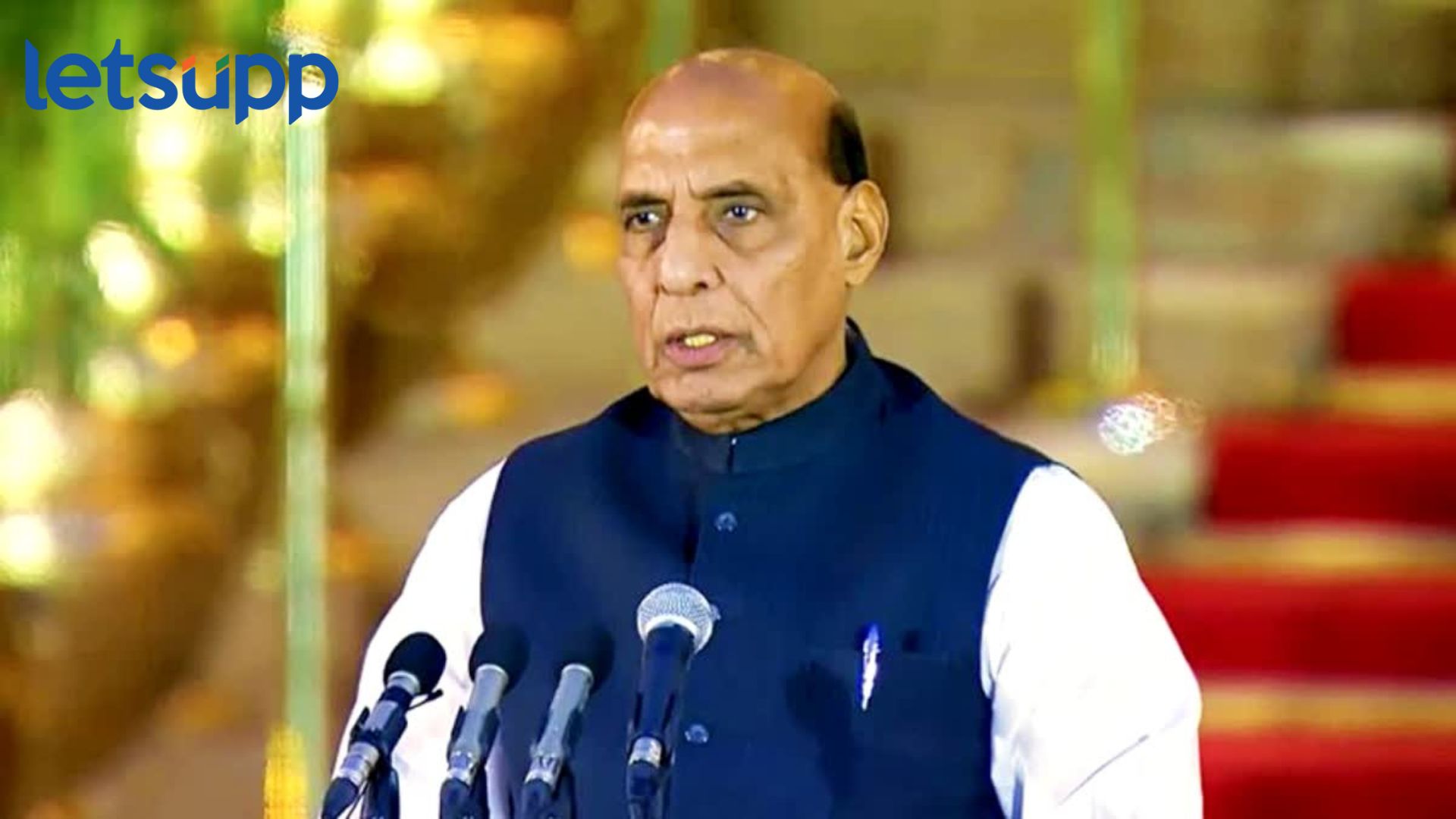 Rajnath Singh : मोठी बातमी! संरक्षण मंत्री राजनाथ सिंह यांची तब्येत बिघडली, AIIMS मध्ये दाखल Rajnath Singh : मोठी बातमी! संरक्षण मंत्री राजनाथ सिंह यांची तब्येत बिघडली, AIIMS मध्ये दाखल