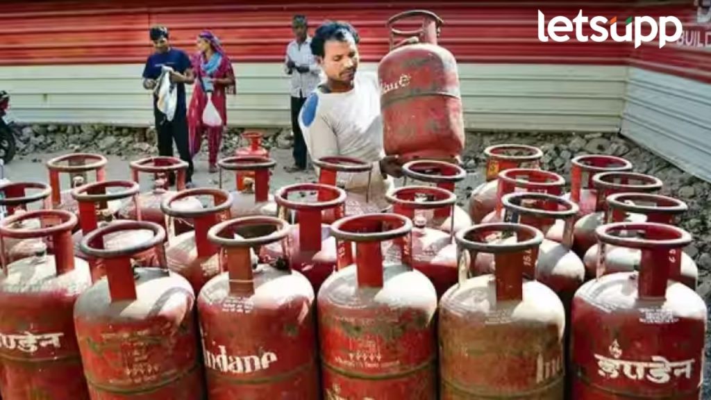 व्यावसायिक सिलिंडर वापरणाऱ्यांना दिलासा; आजपासून किमतीत कपात, किती कमी झाली किंमत?
