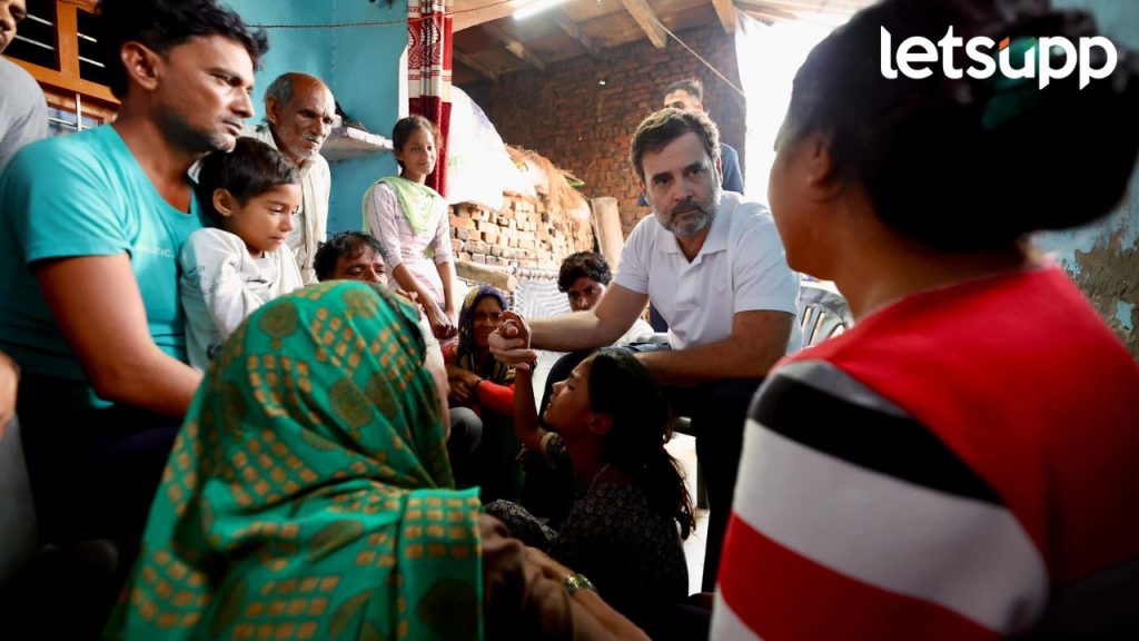 विरोधी पक्षनेते राहुल गांधी अलिगडला पोहचले; हाथरस सत्संग चेंगराचेंचगीतील मृत्यांच्या कुटुंबाची घेतली भेट