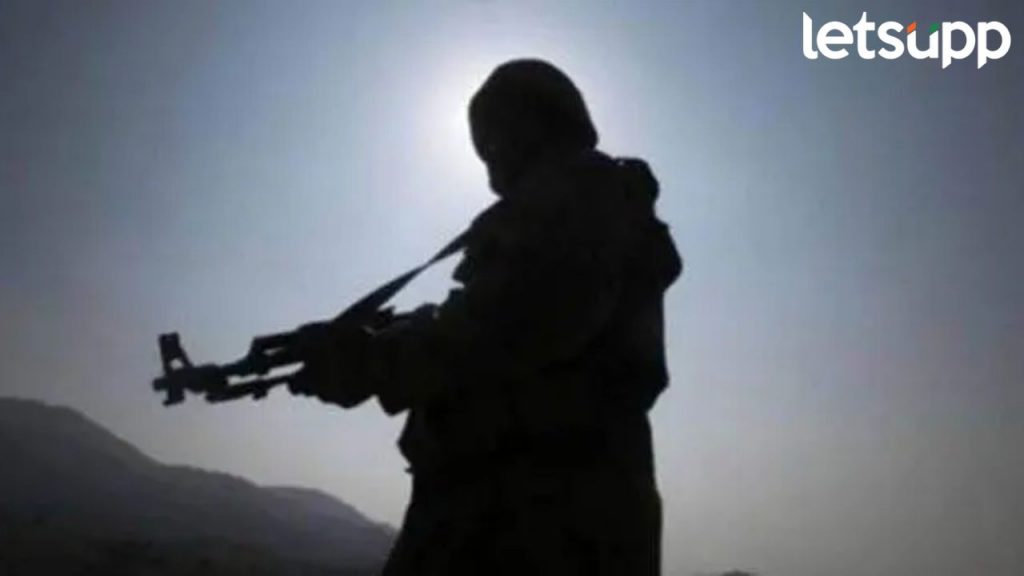 जम्मू-काश्मीरमध्ये गंभीर प्रकार समोर; कर्मचारी सरकारचे अन् मदत दहशतवाद्यांना, चौघांवर कारवाई