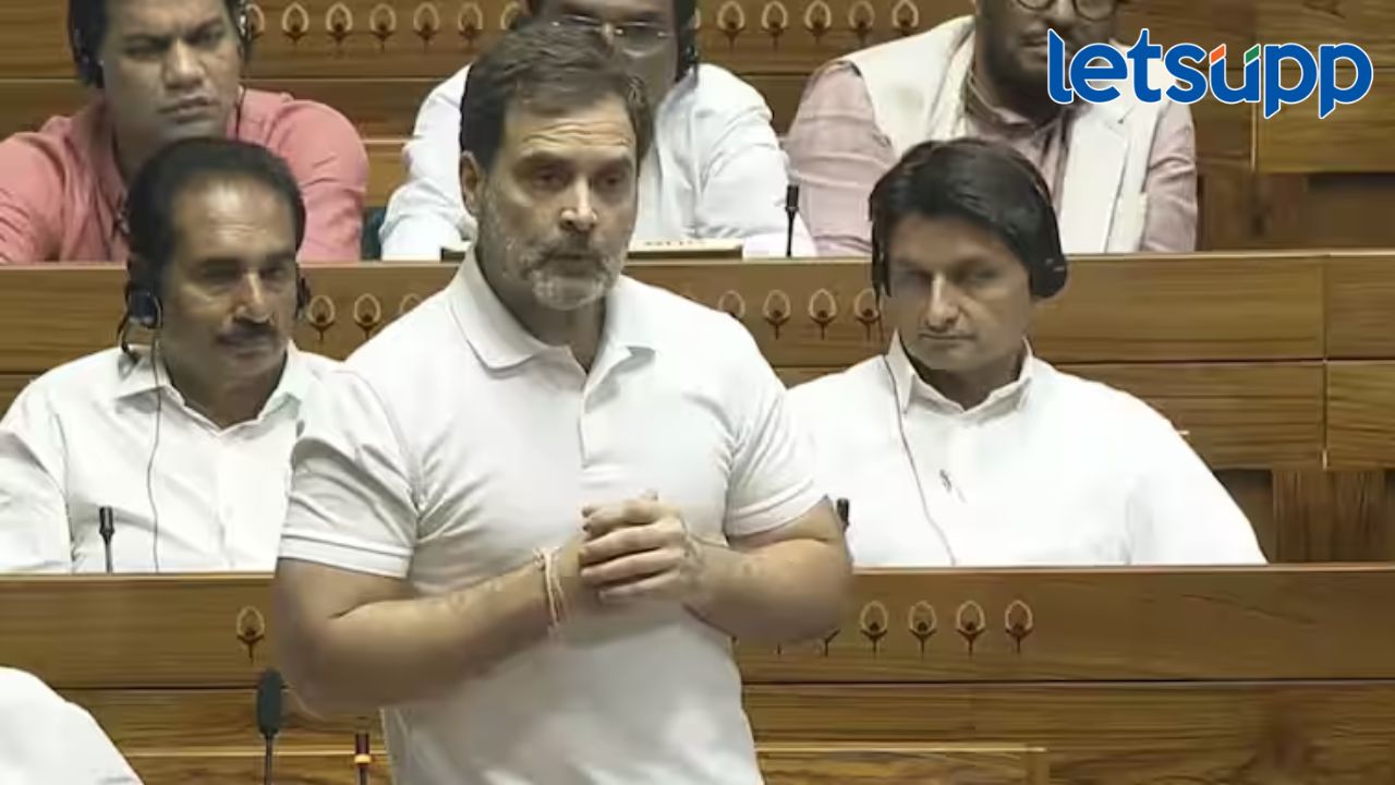 Video : ‘मेक इन इंडिया’ बेरोजगारी अन्…; मोदींना सुनावतांना राहुल गांधींचा काँग्रेसलाही घरचा ‘आहेर’ Video : 'मेक इन इंडिया' बेरोजगारी अन्...; मोदींना सुनावतांना राहुल गांधींचा काँग्रेसलाही घरचा 'आहेर'