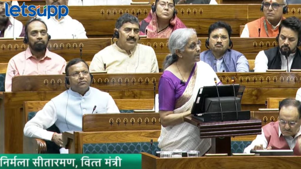 अर्थसंकल्पात तरुणांसाठी 2 लाख कोटींची तरतूद, अर्थमंत्री निर्माला सीतारामन यांची घोषणा