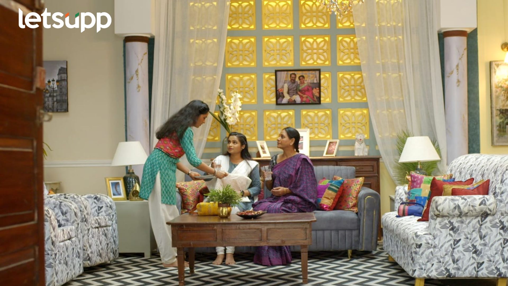 Abeer Gulal: ‘दोन अनोळखी मुलींची नशीब बदलणारं…’;’अबीर गुलाल’ मालिकेत रोमांचक वळण Abeer Gulal: 'दोन अनोळखी मुलींची नशीब बदलणारं...';'अबीर गुलाल' मालिकेत रोमांचक वळण