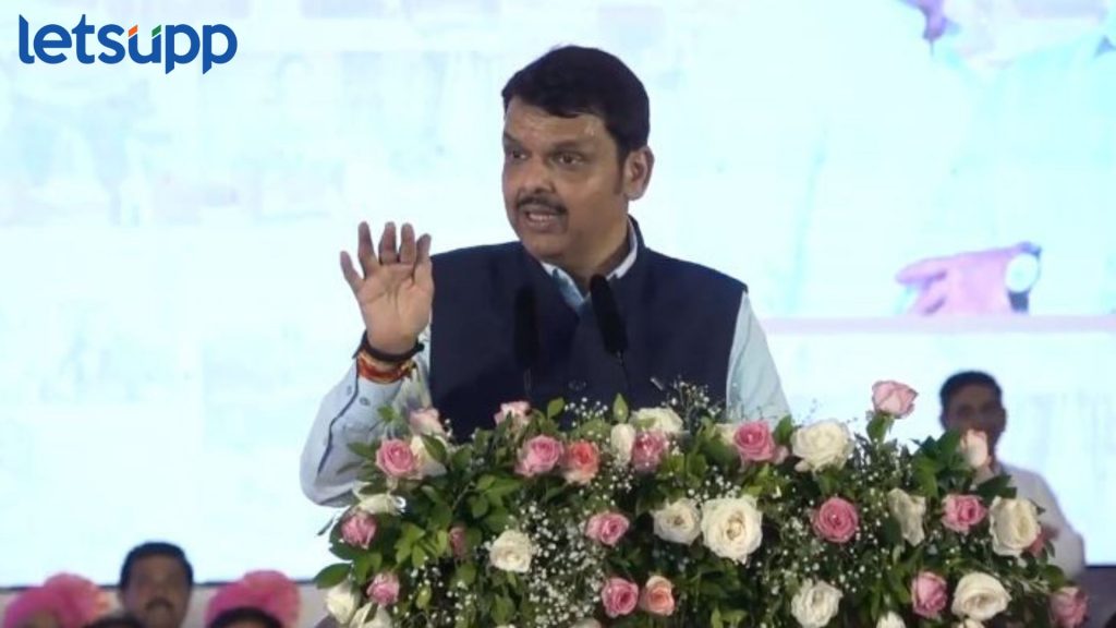 Devendra Fadnavis : भाऊबीज परत घेतली जात नाही; सावत्र भावाची उपमा देत फडणवीसांचं विरोधकांना उत्तर