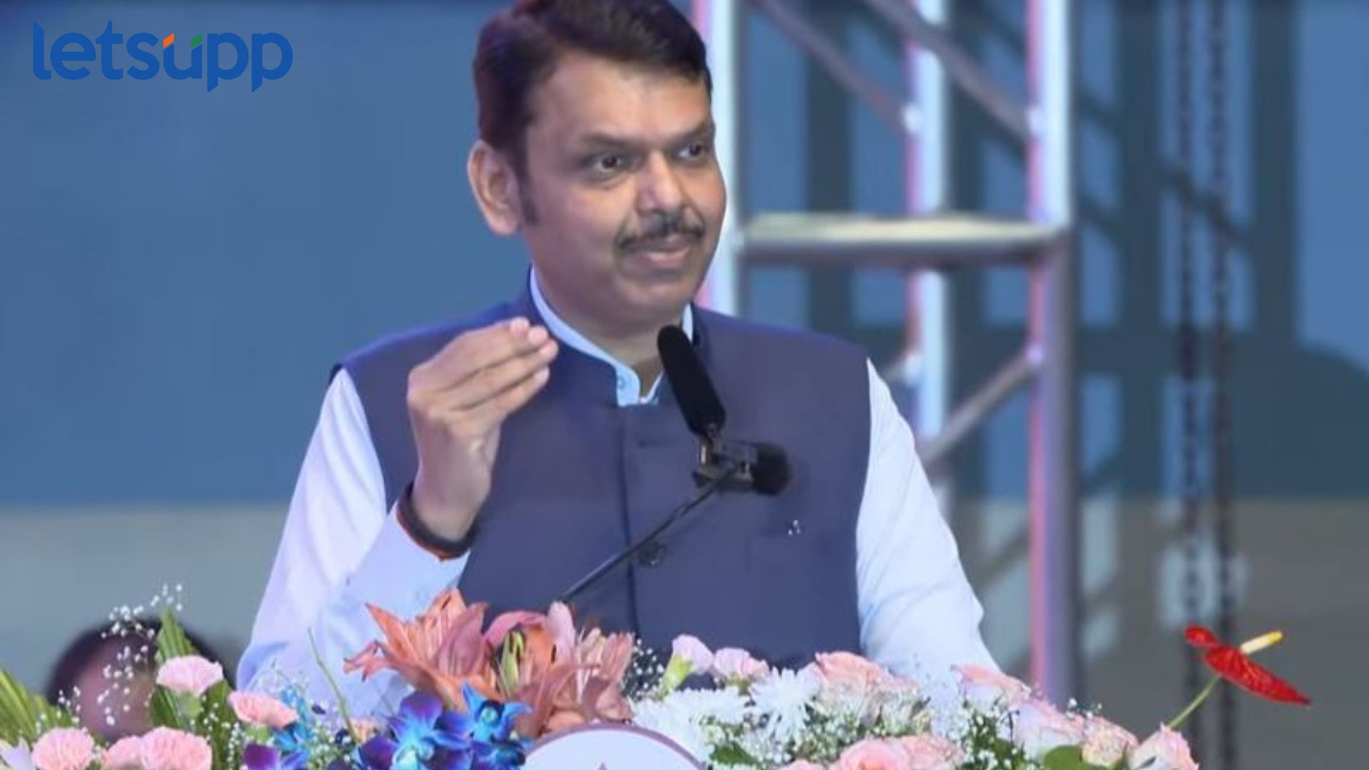 ‘तेव्हापर्यंत लाडकी बहीण योजना बंद होणार नाही’, फडणवीसांकडून मोठी घोषणा, लाखो महिलांना दिलासा Devendra Fadnavis : 'तेव्हापर्यंत लाडकी बहीण योजना बंद होणार नाही', फडणवीसांकडून मोठी घोषणा, लाखो महिलांना दिलासा
