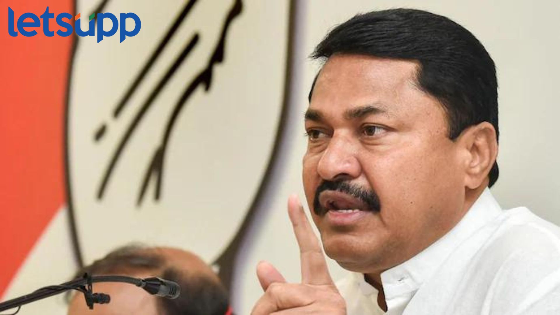 पक्षात बदमाशाला स्थान नाही कारण …, क्रॉस व्होटिंग प्रकरणात नाना पटोलेंचा आमदारांना इशारा Nana Patole On MLA Cross Voting : पक्षात बदमाशाला स्थान नाही कारण ..., क्रॉस वेटिंग प्रकरणात नाना पटोलेंचा आमदारांना इशारा