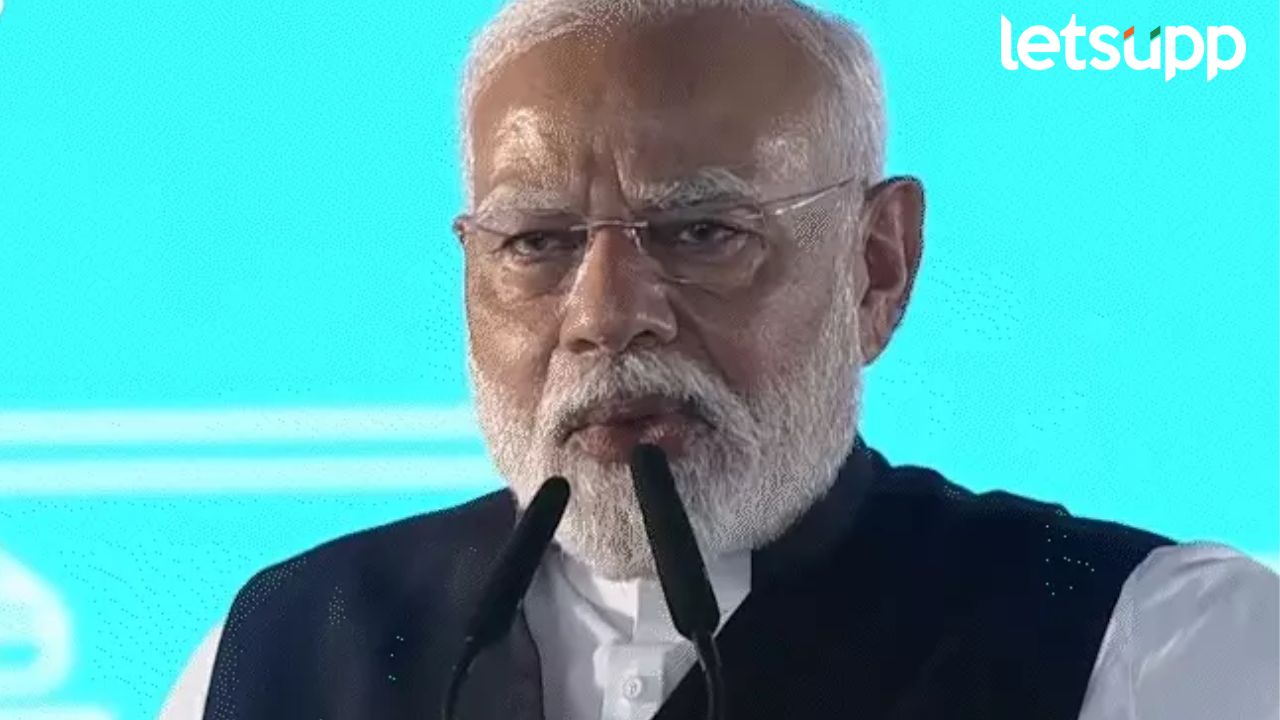 महाराष्ट्र या चुकीला माफी देऊ शकणार नाही, प्रायश्चित अटळ; शरद पवार गटाचा पंतप्रधानांवर निशाणा Narendra Modi