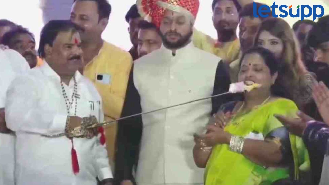संजय गायकवाडांसह तिघांविरूध्द गुन्हा दाखल, तलवारीने केक कापणं आलं अंगलट! Sanjay Gaikwad