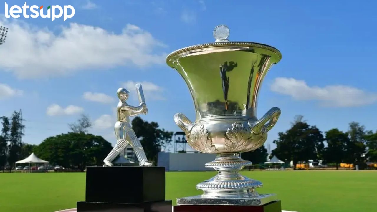 Duleep Trophy 2024: बीसीसीआयचा दट्टा; टॉप खेळाडू दुलीप ट्रॉफीमध्ये खेळणार, यंदा चार संघ कसे असणार Duleep Trophy 2024: बीसीसीआयचा दट्टा; टॉप खेळाडू दुलीप ट्रॉफीमध्ये खेळणार ? यंदा चार संघ कसे असणार