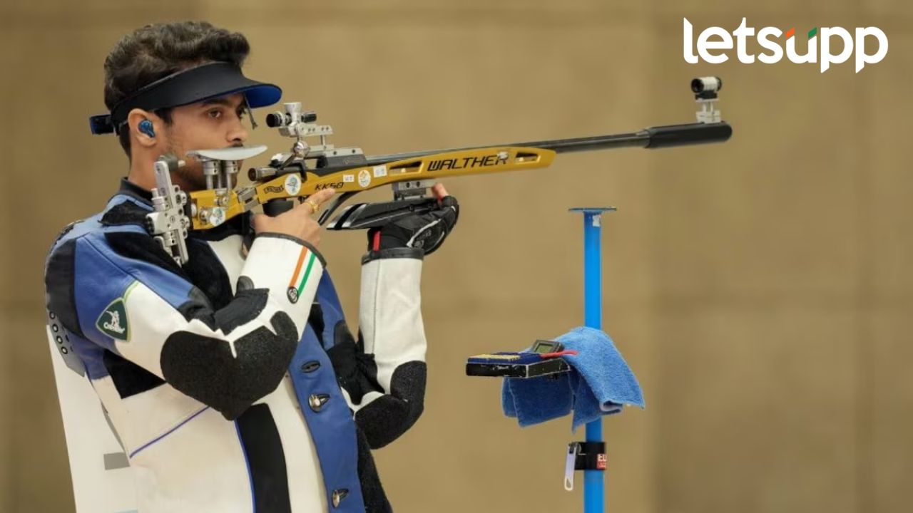 Paris Olympics 2024 : कोल्हापूरच्या पठ्ठ्यानं बाजी मारली! स्वप्नील कुसळेची कांस्य पदकाला गवसणी महाराष्ट्राच्या स्वप्नीलने खाशाबांचा पदक वारसा सांभाळला; भारताला जिंकून दिलं तिसरं कांस्य पदक