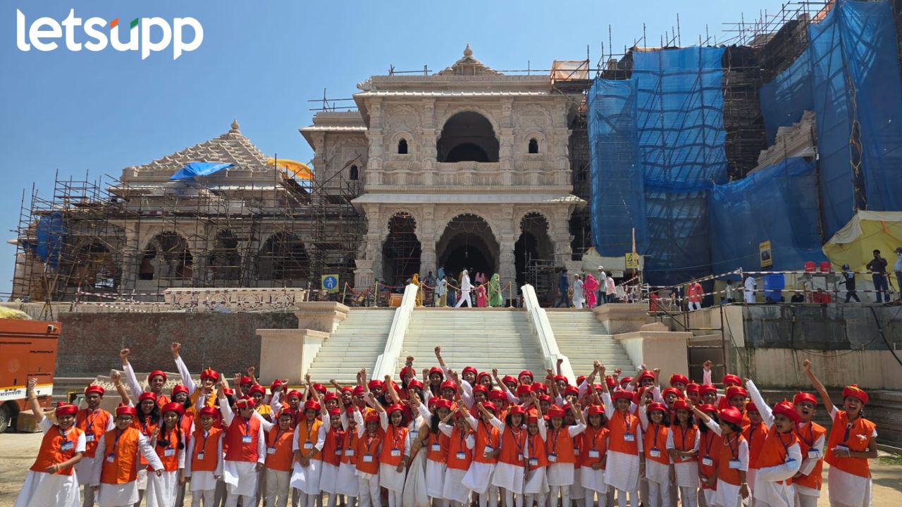 पुण्यातील ऐंशी बालकलाकारांची अयोध्येत प्रभू श्रीराम चरणी सेवा ! Swartarang Sangeet Academy