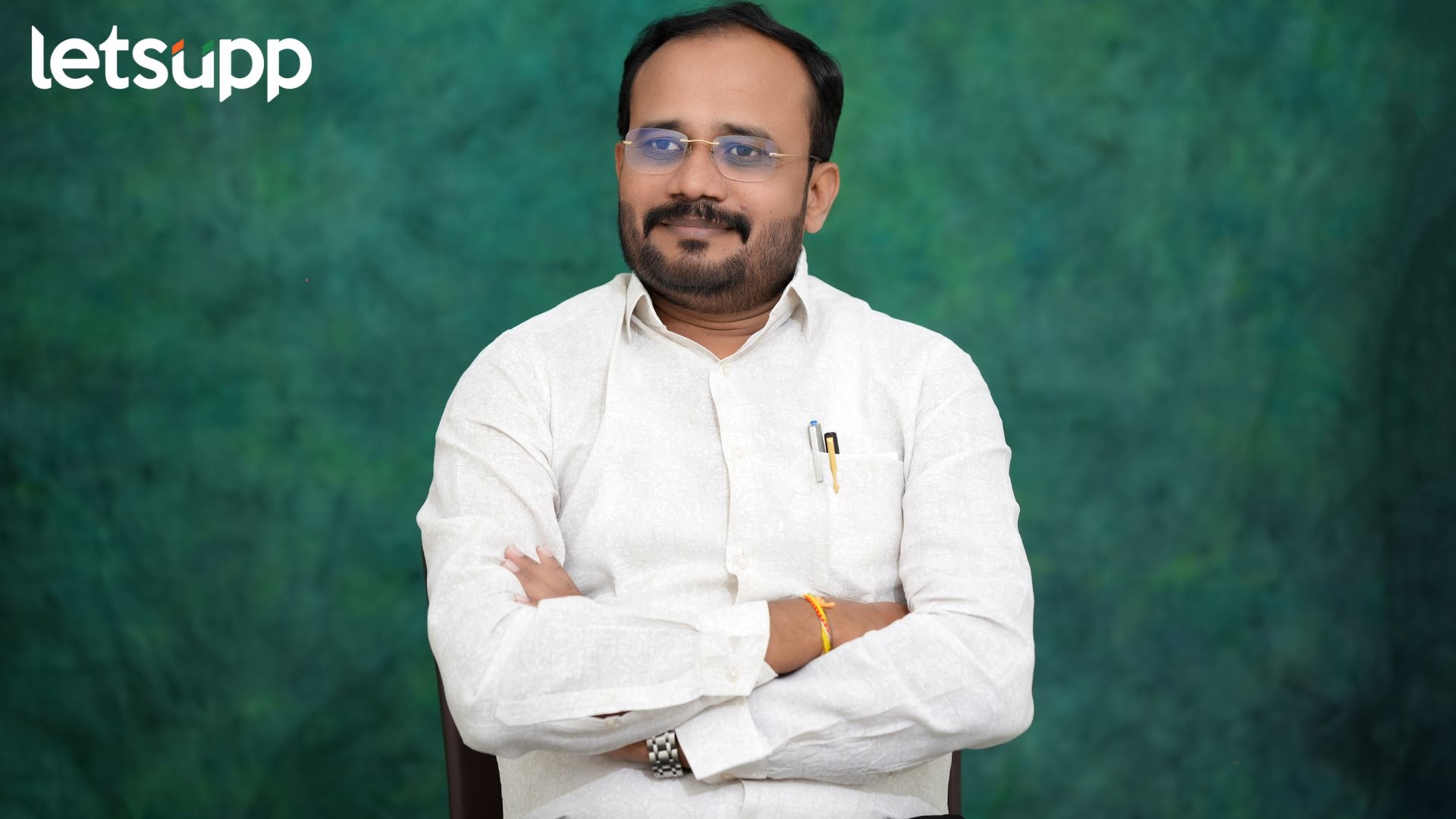 दौंडमधून शरद पवारांचा नवा भिडू मैदानात, डॉ.भरत खळदकर यांना विधानसभेसाठी संधी? Bharat Khaldkar : दौंडमधून शरद पवारांचा नवा भिडू मैदानात, डॉ.भरत खळदकर यांना विधानसभेसाठी संधी?