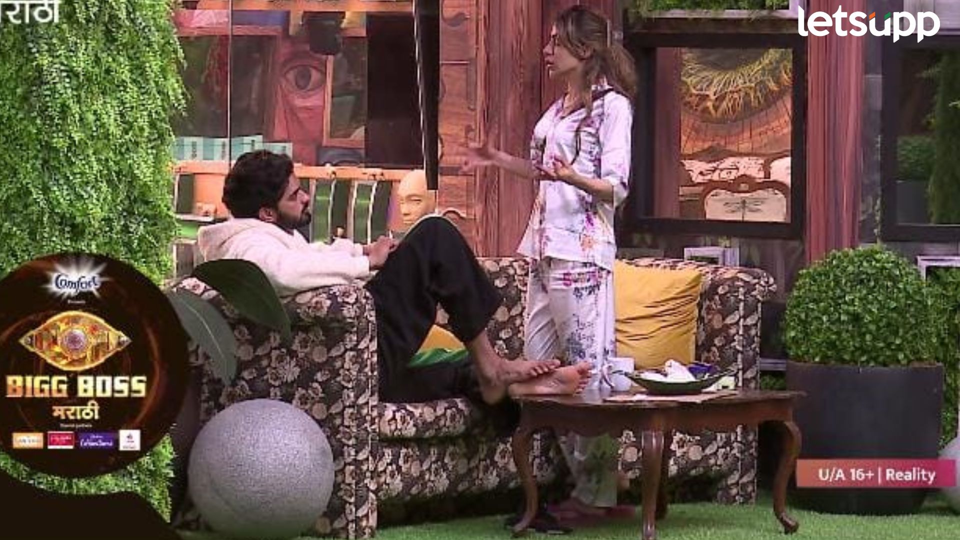 Bigg Boss Marathi: ‘वैभव त्याच्या बॉडीमुळे दिसतोय….’, निक्कीने केले वादग्रस्त वक्तव्य Bigg Boss Marathi: 'वैभव त्याच्या बॉडीमुळे दिसतोय....', निक्कीने केले वादग्रस्त वक्तव्य