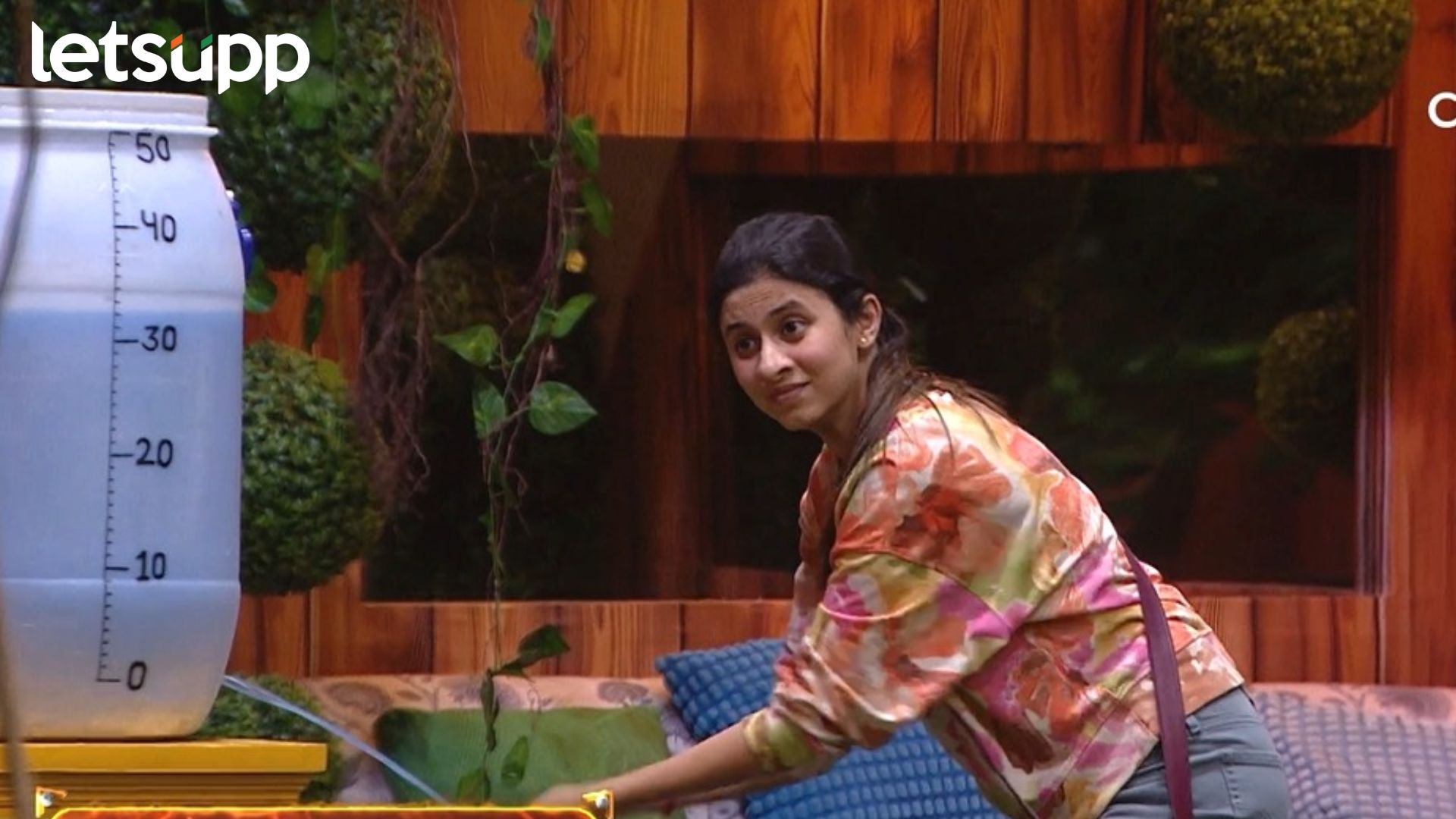 Bigg Boss Marathi : पाणगेंडा ओळखताना सूरजची झाली दमछाक; पाहा प्रोमो Bigg Boss Marathi : पाणगेंडा ओळखताना सूरजची झाली दमछाक; पाहा प्रोमो