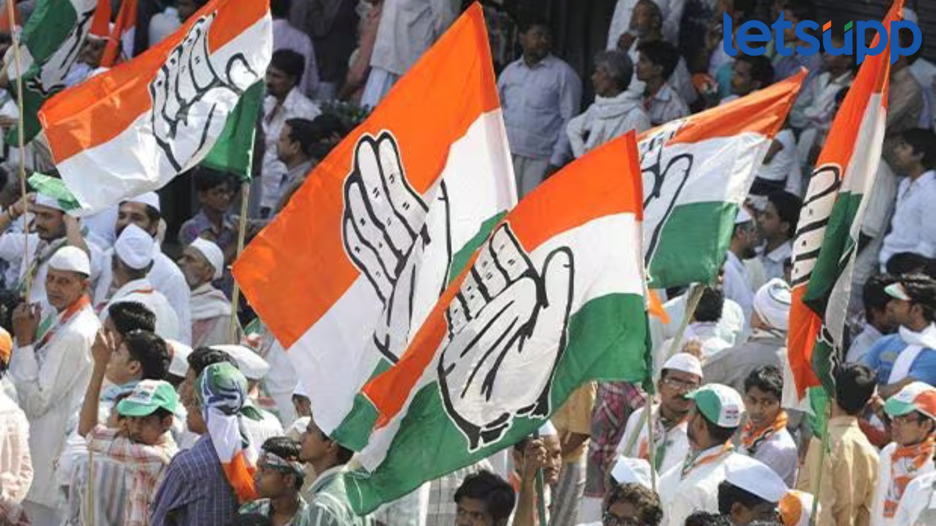 काँग्रेसचे प्रदेशाध्यक्षपद पुन्हा विदर्भाकडेच? भाजपच्या बालेकिल्ल्यात ‘पंजा’ जिवंत ठेवणाऱ्या नेत्याचे नाव निश्चित Congress Flag