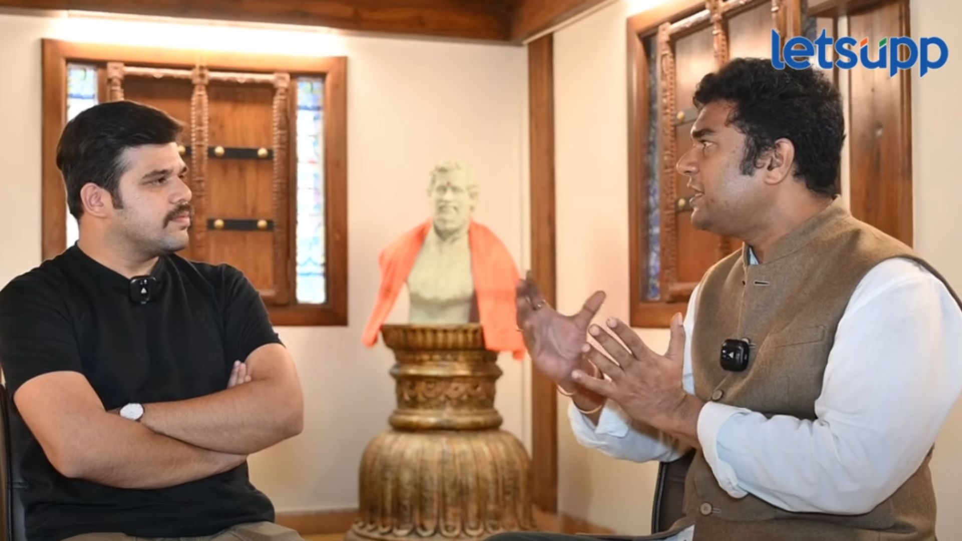 Kshitish Date Exclusive: ‘CM एकनाथ शिंदेची भूमिका खास…’, अभिनेता क्षितिश दातेंनी स्पष्टच सांगितल Kshitish Date Exclusive: 'CM एकनाथ शिंदेची भूमिका खास...', अभिनेता क्षितिश दातेंनी स्पष्टच सांगितल