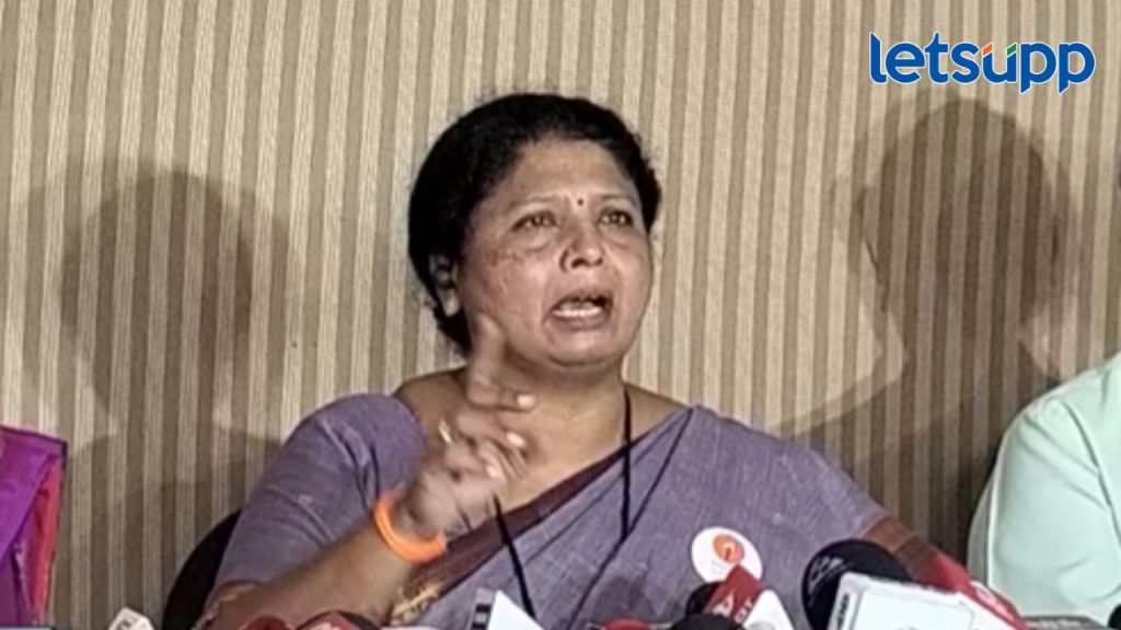 कुणाला वाचवण्यासाठी एन्काउंटर केला?, सुषमा अंधारेंचा फडणवीसांसह पोलीस अधिकाऱ्यावरही आरोप