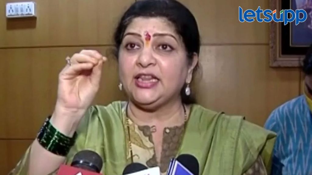 Encounter: असे एन्काऊंटर झाले पाहिजेत; राज ठाकरेंच्या पत्नी शर्मिला ठाकरेंकडून पोलिसांचं अभिनंदन