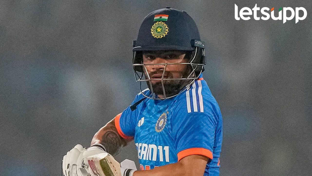 रिंकू सिंगला संघात दाखल होण्यासाठी BCCI चं बोलावणं, सर्फराज, ऋषभ पंतपैकी एकाची जागा घेणार रिंकू सिंगला संघात दाखल होण्यासाठी BCCI चं बोलावणं, सर्फराज, ऋषभ पंतपैकी एकाची जागा घेणार