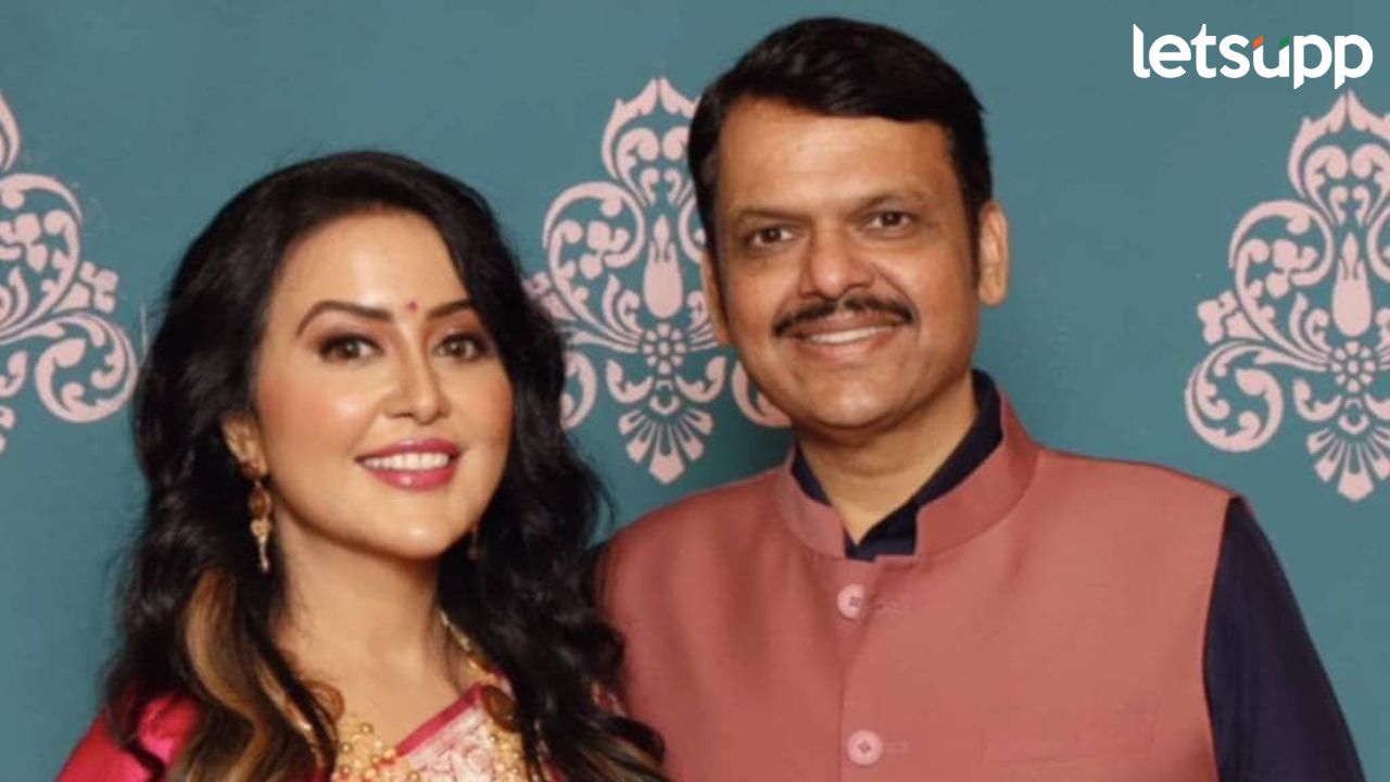 Video : देवेंद्रंना अजिबात रोमान्स कळत नाही अन् जमतही नाही; अमृता फडणवीसांचं वक्तव्य चर्चेत Video : देवेंद्र फडणवीस यांना अजिबात रोमान्स कळत नाही, अमृता फडणवीस यांचं वक्तव्य चर्चेत