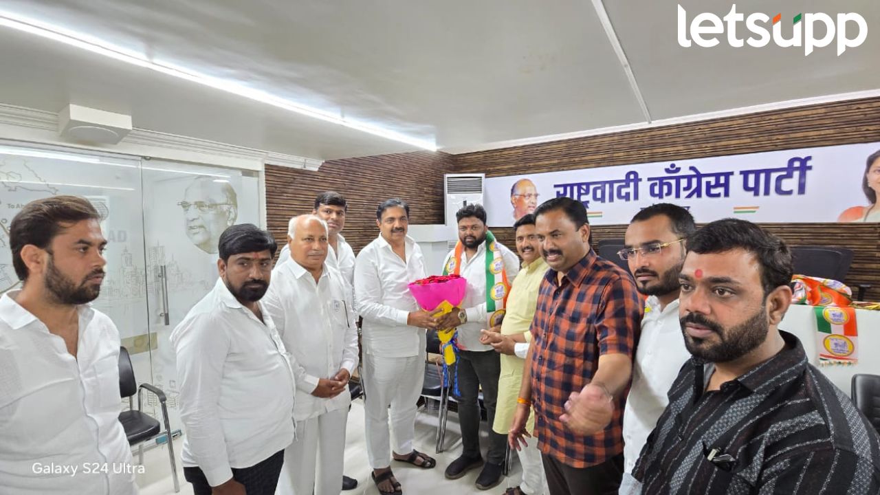 पुण्यात भाजपाला मोठा धक्का! भाजप प्रदेश पदाधिकारी सचिन फोलानेंचा शरद पवार गटात प्रवेश