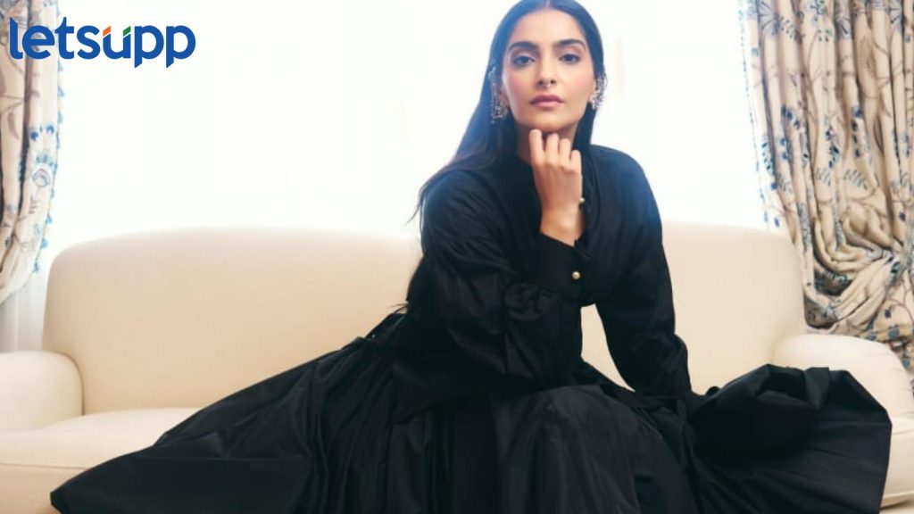 Sonam Kapoor : सोनम कपूर पॅरिसमध्ये क्रिश्चियन डिओर स्प्रिंग-समर 2025 वीमेंसवियर शोमध्ये चमकली