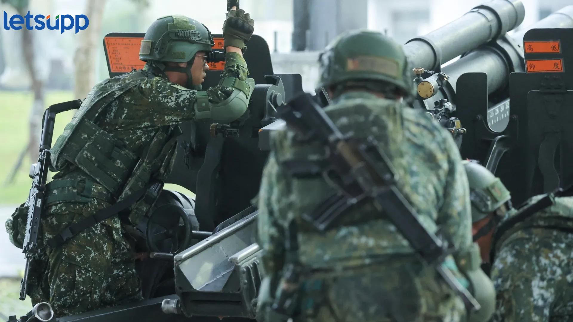 Chinese Military : अमेरिकेकडून तैवानला मोठी लष्करी मदत, चीनने दिला इशारा Chinese Military : अमेरिकेकडून तैवानला मोठी मदत, चीनने दिला इशारा