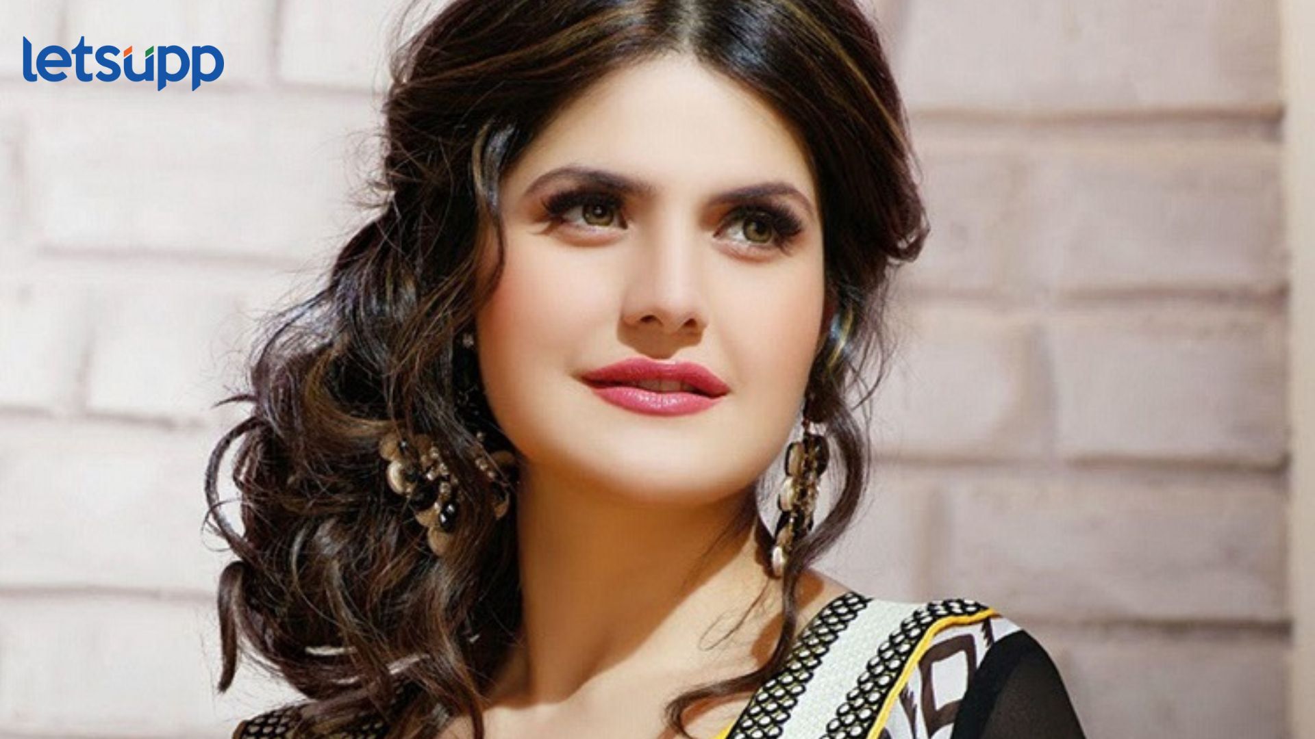 झरीन खान कधी करणार कमबॅक? अभिनेत्रीने दिलं ‘हे’ उत्तर Zareen Khan : झरीन खान कधी करणार कमबॅक? अभिनेत्रीने दिलं 'हे' उत्तर