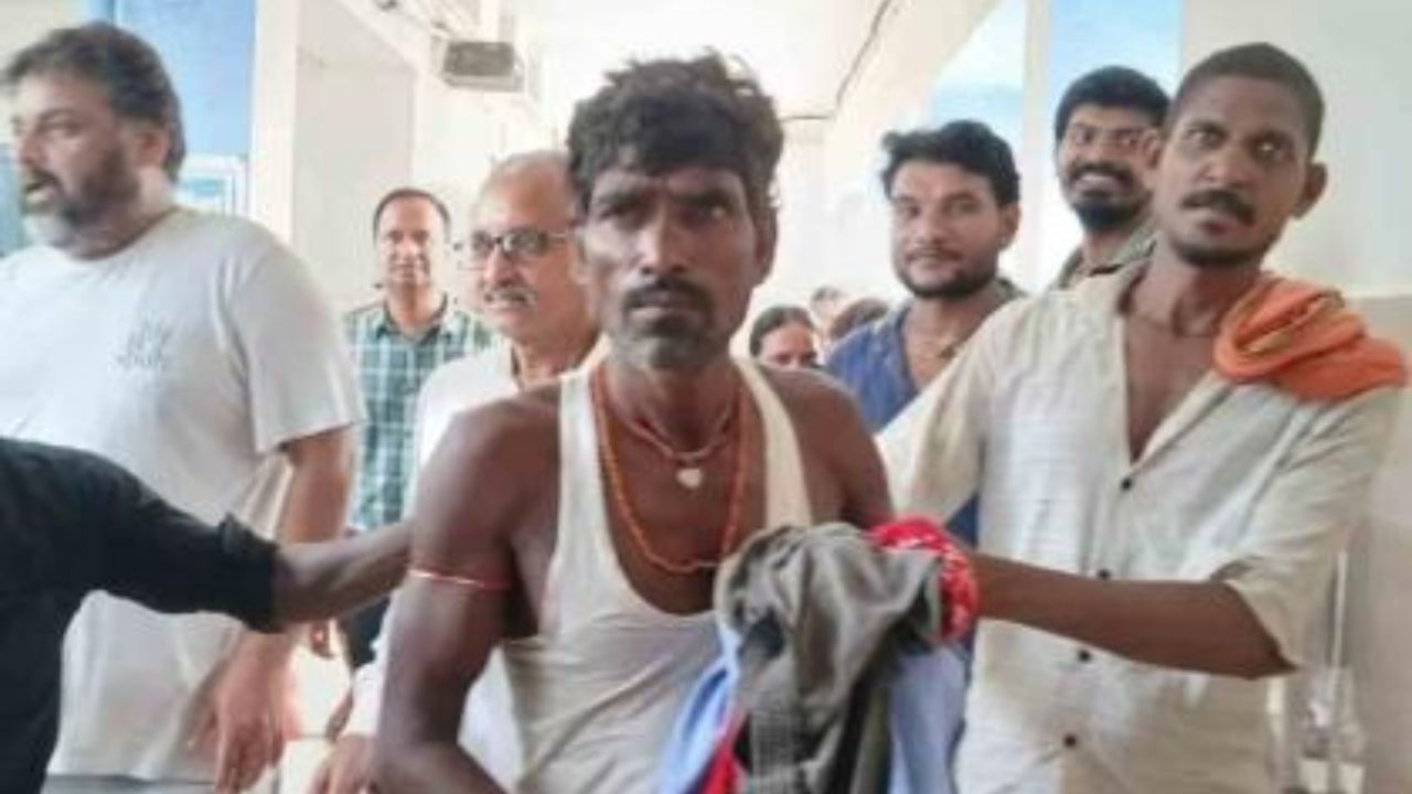 धक्कादायक! पोस्टमार्टमला घेऊन जाण्याआधीच उठला अन् म्हणाला, “मी जिवंत..” हॉस्पिटलमध्ये खळबळ Bihar News