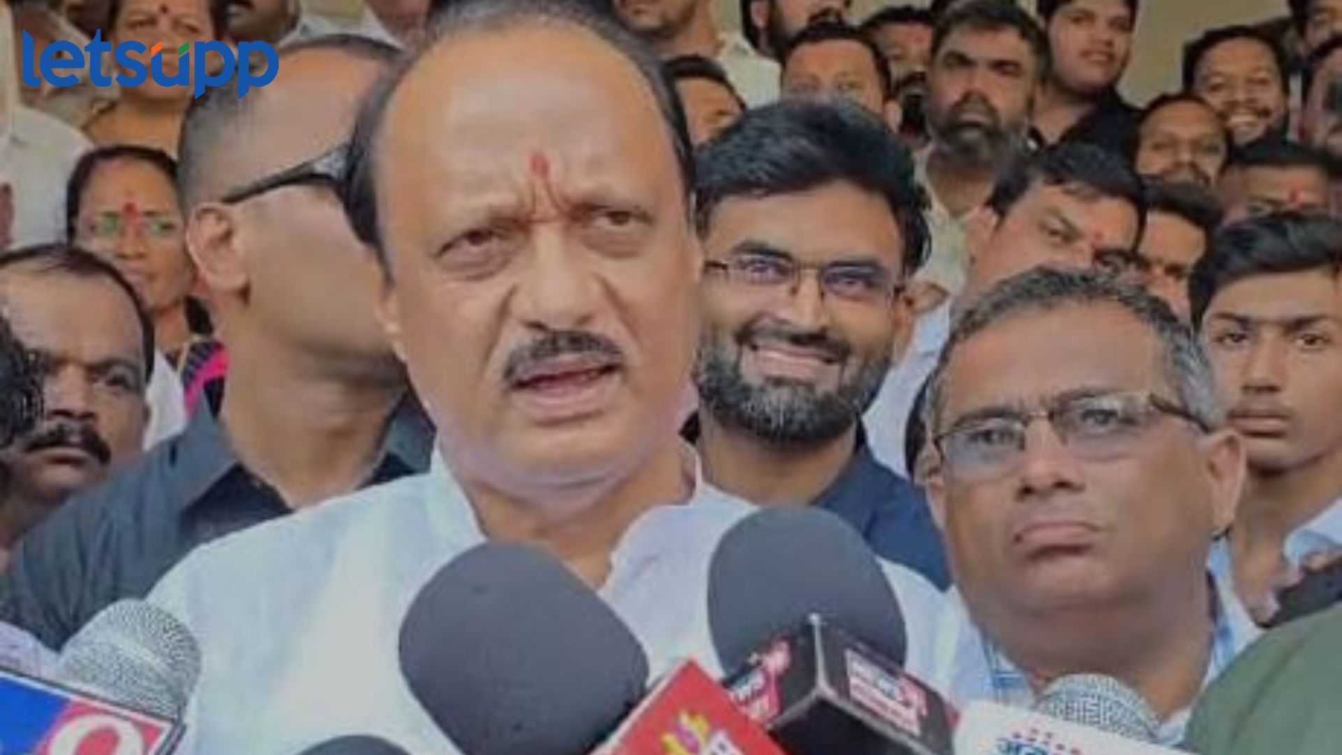जे बुद्धीला पटले तेच मी आर. आर. पाटलांबद्दल बोललो अन् आता …, अजित पवारांनी स्पष्टच सांगितलं Ajit Pawar On R. R. Patil : जे बुद्धीला पटले तेच मी आर. आर. पाटलांबद्दल बोललो अन् आता ..., अजित पवारांनी स्पष्टच सांगितलं