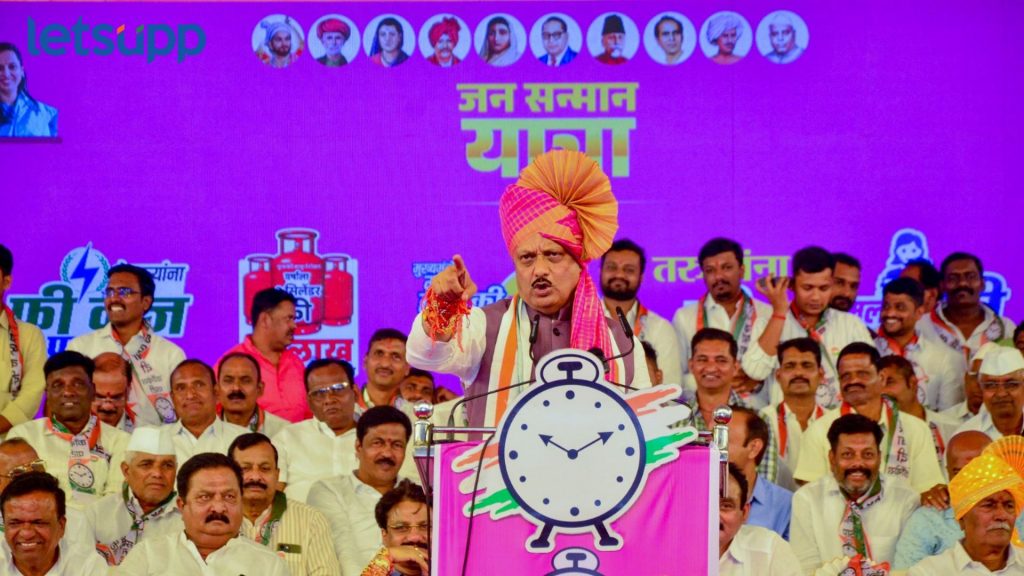 Ajit Pawar : साताऱ्यात अजित पवारांचे शक्तिप्रदर्शन, विरोधकांचा घेतला समाचार