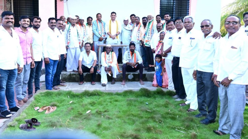 'आशुतोष काळेंना मताधिक्यात नंबर एकवर नेवू', अमृत संजीवनीच्या विद्यमान संचालकांची ग्वाही