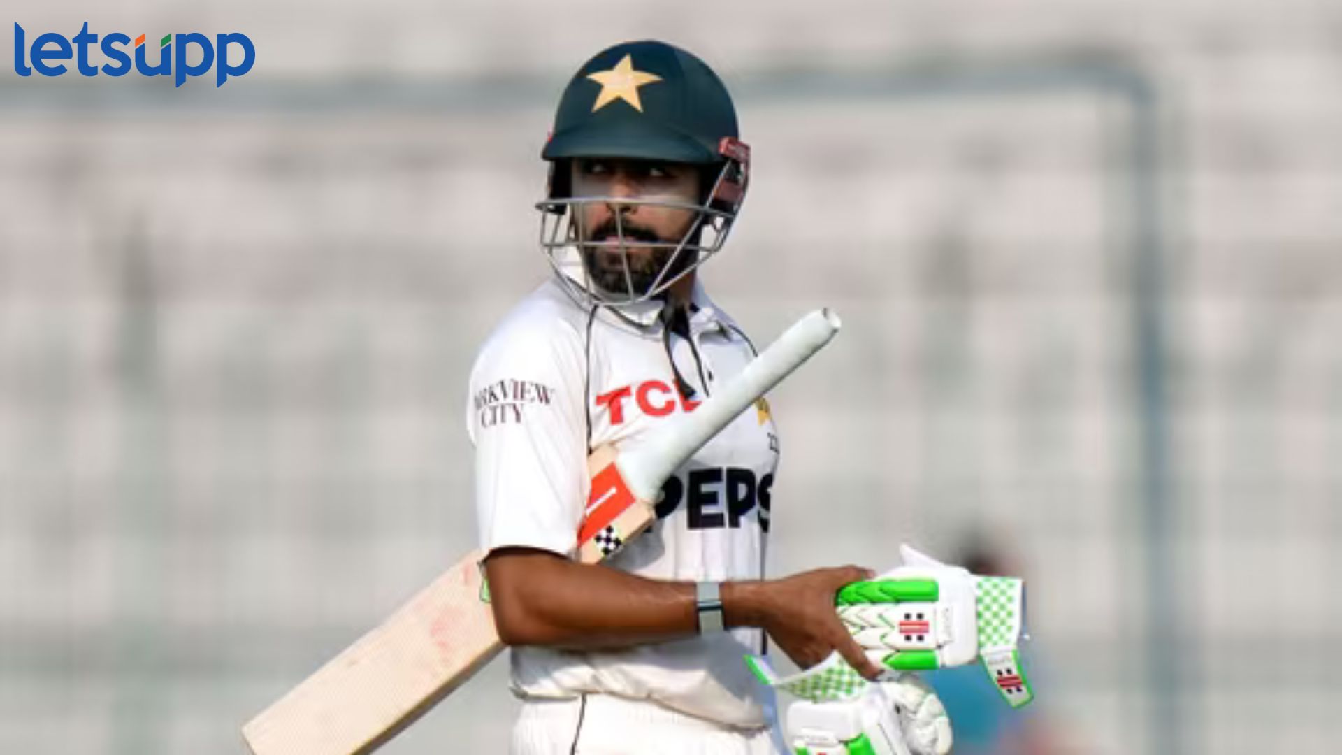 Babar Azam : मोठी बातमी! बाबर आझमला पाकिस्तान बोर्डाचा धक्का, संघातून डच्चू Babar Azam : मोठी बातमी! बाबर आझमला पाकिस्तान बोर्डचा धक्का, संघातून डच्चू
