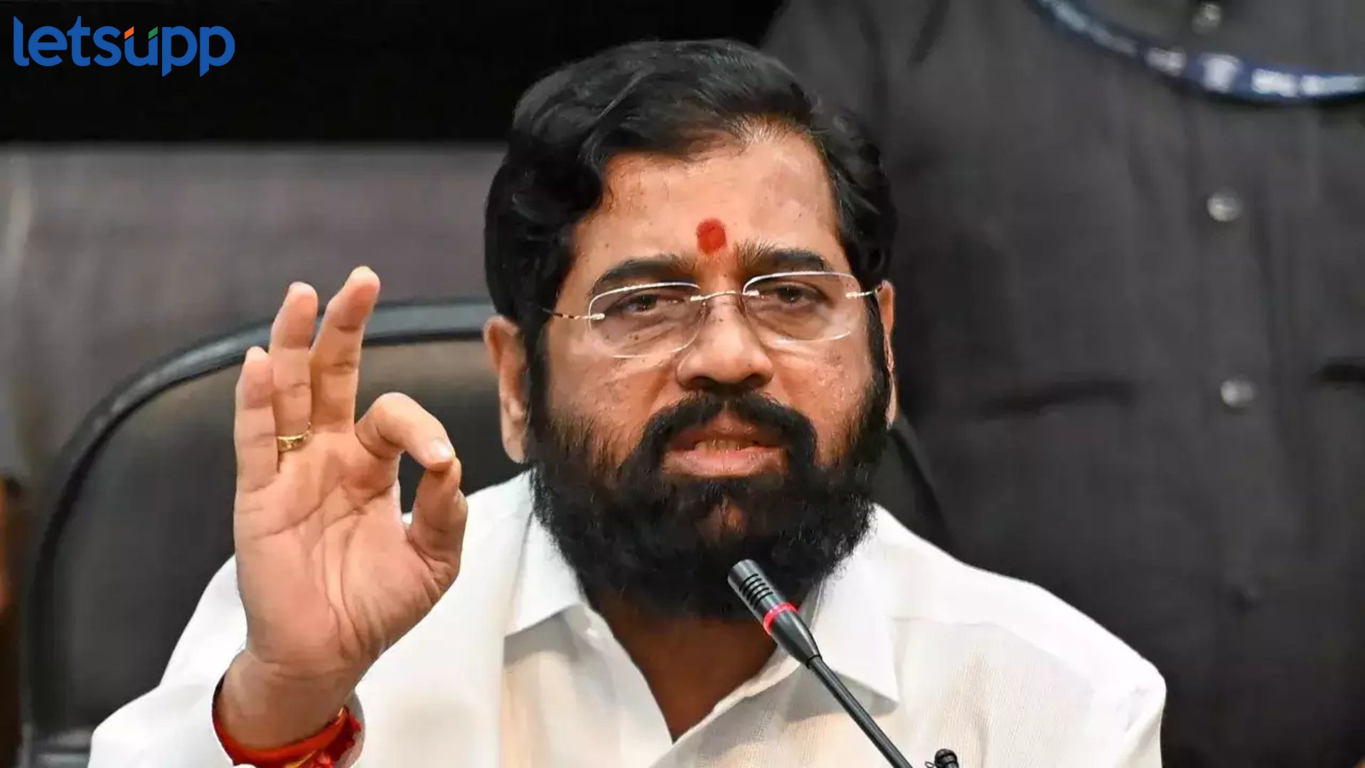 लाडकी बहीण योजना सुपरहिट, विरोधकांची तोंड काळी झालीत, मुख्यमंत्री शिंदेंचा हल्लाबोल Eknath Shinde On Ladki Bahin Yojana : लाडकी बहीण योजना सुपरहिट, विरोधकांची तोंड काळी झालीत, मुख्यमंत्री शिंदेंचा हल्लाबोल
