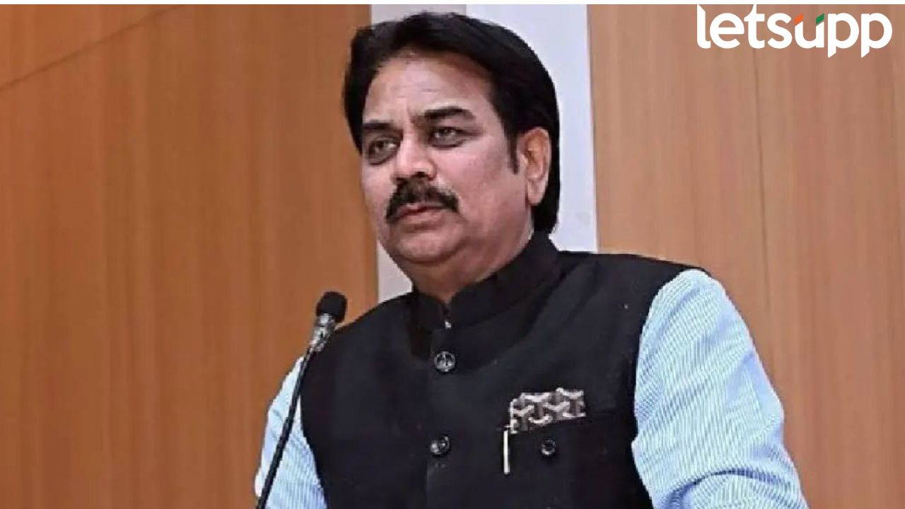 तुतारी हाती घेणाऱ्या हर्षवर्धन पाटलांवर मोठी जबाबदारी, शरद पवारांकडून संसदीय बोर्डावर नियुक्ती HARSHAVARDHAN PATIL