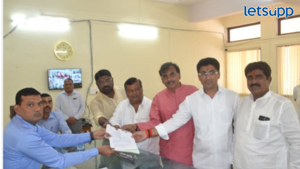 संग्राम जगताप हॅट्रिक मारणार? महायुतीच्या पदाधिकाऱ्यांच्या उपस्थितीत उमेदवारी अर्ज दाखल Mla Sangram Jagtap