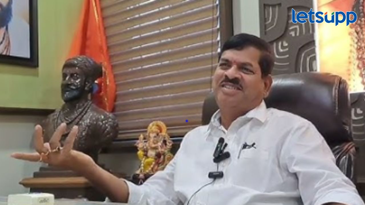 Video : शिवसेनेच्या माजी आमदाराची जीभ घसरली; शिवसेना एक सुंदर स्त्री… मात्र लोक आता… Video : शिवसेनेच्या माजी आमदाराची जीभ घसरली; शिवसेना एक सुंदर स्त्री... मात्र लोक आता...