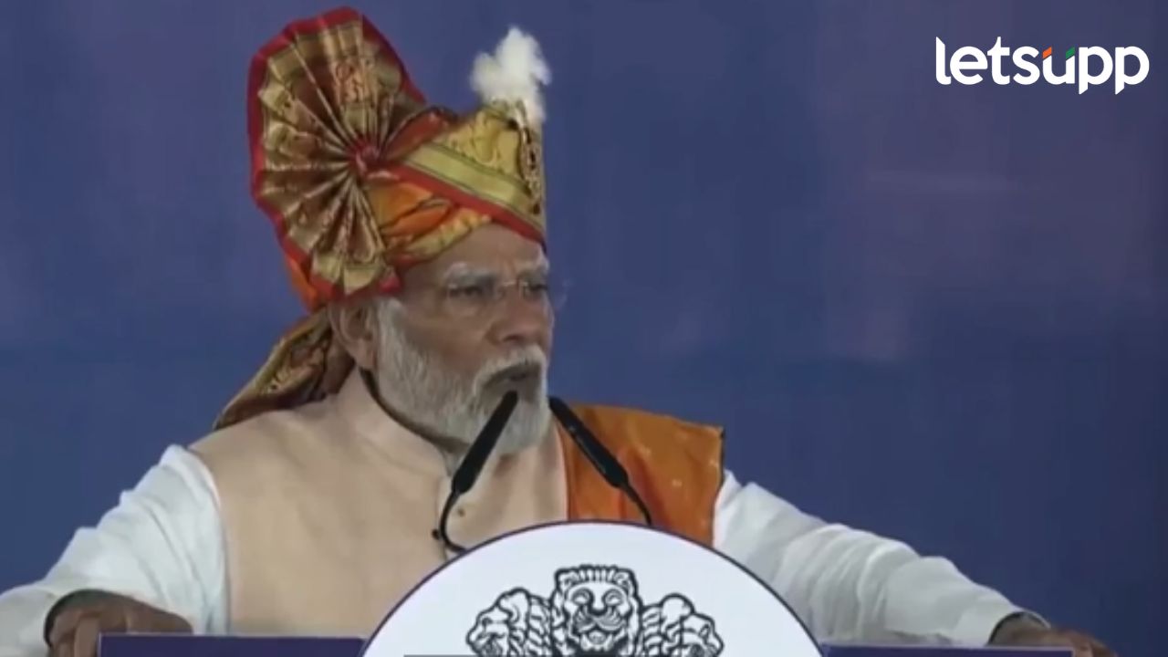 काँग्रेस देशातील भ्रष्ट अन् बेईमान पार्टी; ठाण्यात बोलताना पंतप्रधान नरेंद्र मोंदींचा थेट घणाघात काँग्रेस देशातील भ्रष्ट अन् बेईमान पार्टी; ठाण्यात बोलताना पंतप्रधान नरेंद्र मोंदींचा थेट घणाघात