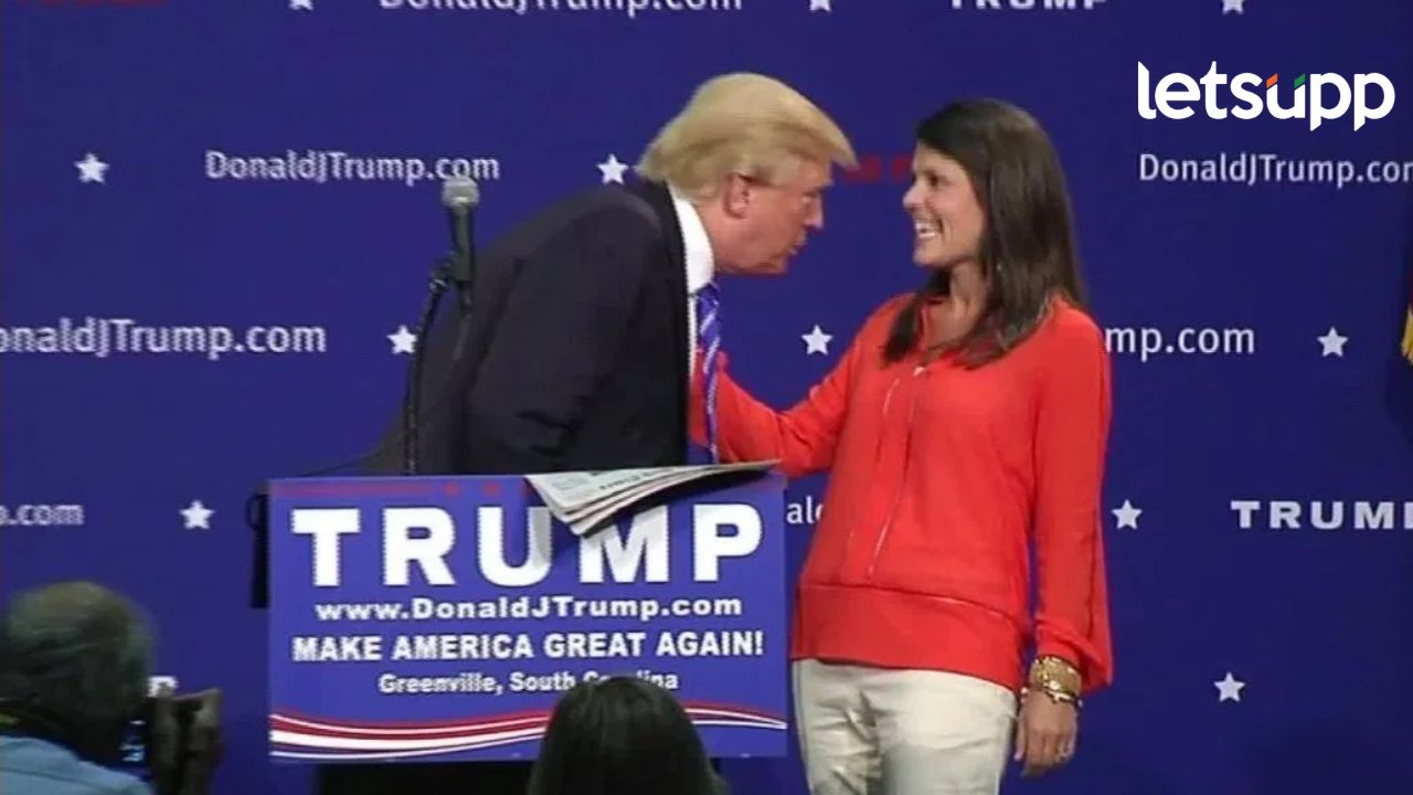Donald Trump : मला चुकीच्या पद्धतीने स्पर्श केला आणि.. डोनाल्ड ट्रम्प यांच्यावर मॉडेलचा गंभीर आरोप Donald Trump : मला चुकीच्या पद्धतीने स्पर्श केला आणि.. डोनाल्ड ट्रम्प यांच्यावर मॉडेलचा गंभीर आरोप