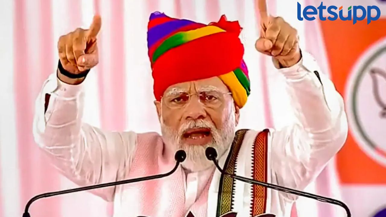 उद्धव ठाकरेंचा रिमोट कंट्रोल कॉंग्रेसच्या हातात, PM मोदींंनी शेवटच्या सभेत घेरलं… Narendra Modi
