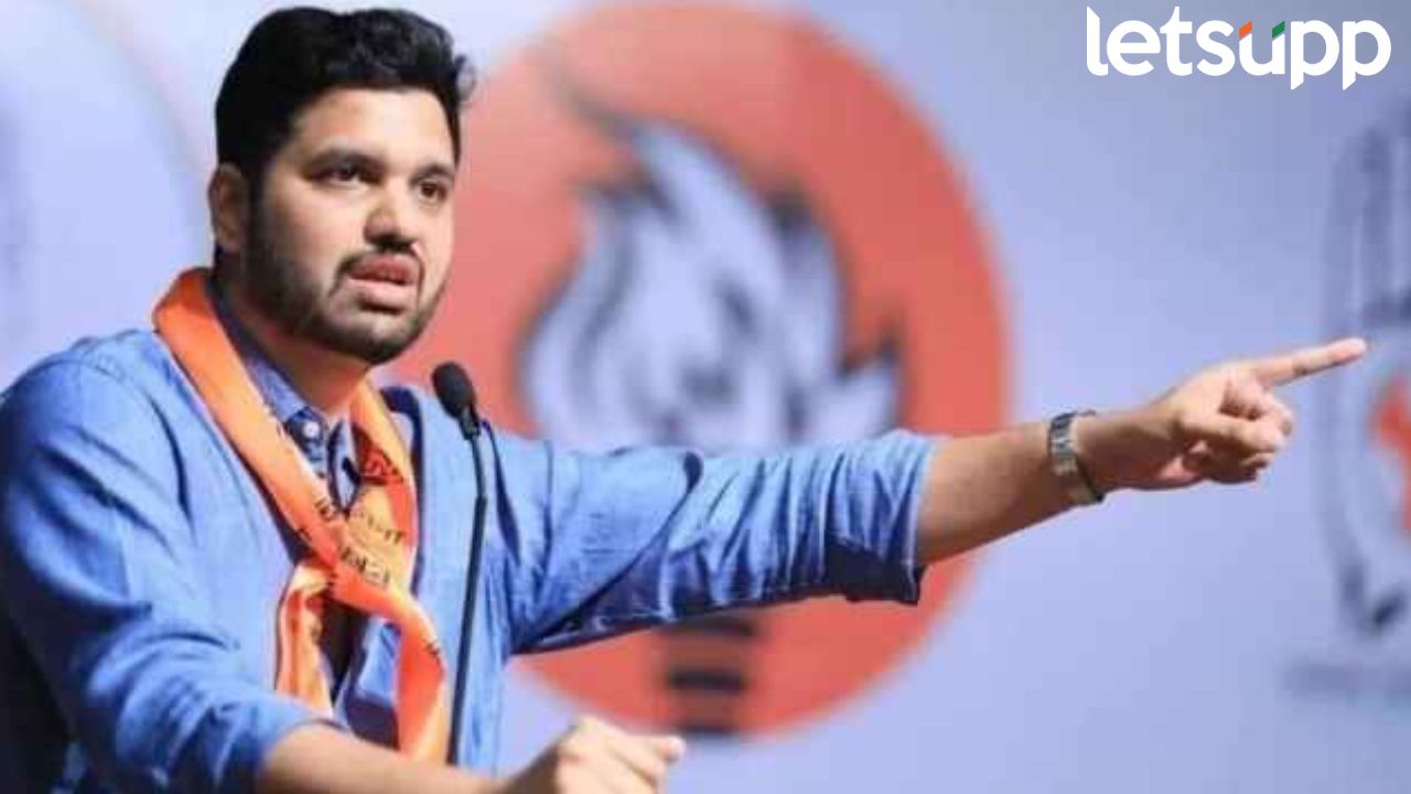 ठाकरेंचा पहिला उमेदवार जाहीर, वरूण सरदेसाई निवडणुकीच्या आखाड्यात, वांद्रे पूर्वमधून लढणार Varun Sardesai